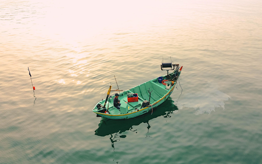 Lone Fishing Boat  from Chrome web store to be run with OffiDocs Chromium online