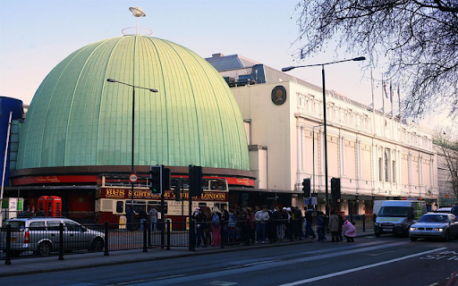 Madame Tussaud  from Chrome web store to be run with OffiDocs Chromium online
