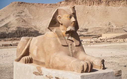 Majestic stone statue  from Chrome web store to be run with OffiDocs Chromium online