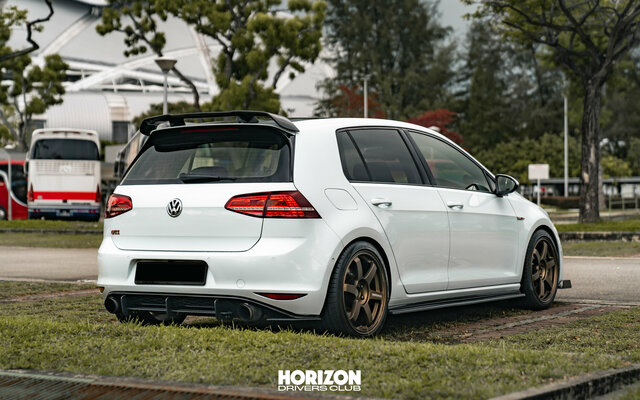 MK7 GTI  from Chrome web store to be run with OffiDocs Chromium online