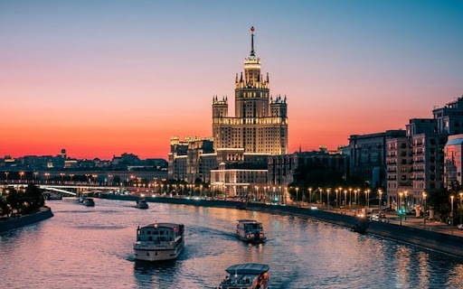 MOSCOW SUNSET THEME  from Chrome web store to be run with OffiDocs Chromium online