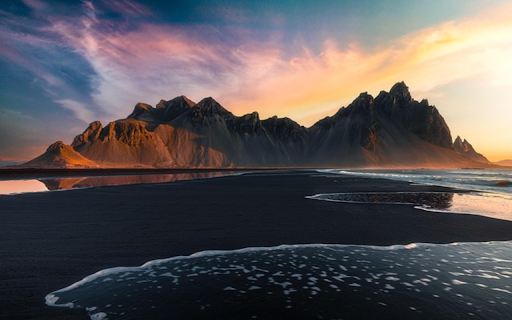 MOUNTAINS AND SEA THEME  from Chrome web store to be run with OffiDocs Chromium online