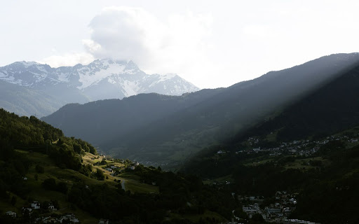 Mountain Valley Mountains 2  from Chrome web store to be run with OffiDocs Chromium online