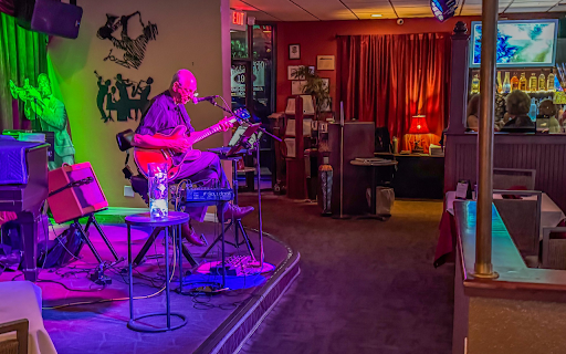 Music night in the bar  from Chrome web store to be run with OffiDocs Chromium online