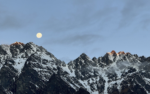 New moon on top of the mountain  from Chrome web store to be run with OffiDocs Chromium online