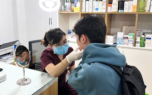Nặn mụn có tốt không DoctorAcnes  from Chrome web store to be run with OffiDocs Chromium online