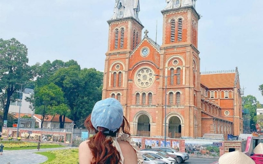 Notre Dame Cathedral of Saigon – A Timeless Icon of Ho Chi Minh City  from Chrome web store to be run with OffiDocs Chromium online