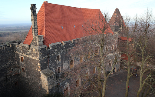 Old house with red roof  from Chrome web store to be run with OffiDocs Chromium online