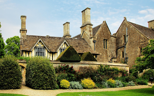 Old mansion  from Chrome web store to be run with OffiDocs Chromium online