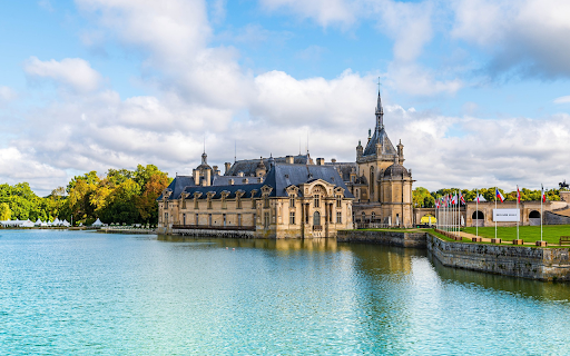 Palace by the blue lake  from Chrome web store to be run with OffiDocs Chromium online
