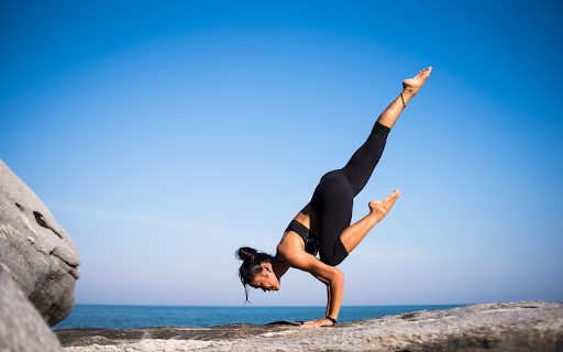 Practice yoga on the rock  from Chrome web store to be run with OffiDocs Chromium online