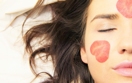 Pretty girls face  from Chrome web store to be run with OffiDocs Chromium online