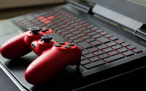 Red Game Controller on a Laptop  from Chrome web store to be run with OffiDocs Chromium online