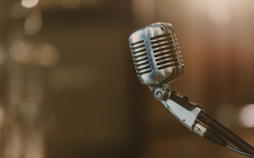 Retro Microphone Close up  from Chrome web store to be run with OffiDocs Chromium online