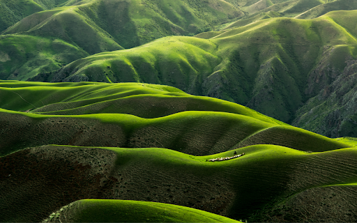 Rolling Green Hills  from Chrome web store to be run with OffiDocs Chromium online