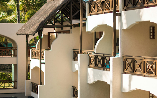 Rooms with Balconies by the Poolside of a Beach Resort  from Chrome web store to be run with OffiDocs Chromium online