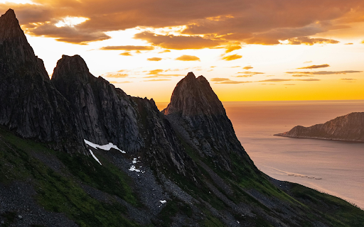 Scenic Sunset at Lofoten Islands  from Chrome web store to be run with OffiDocs Chromium online