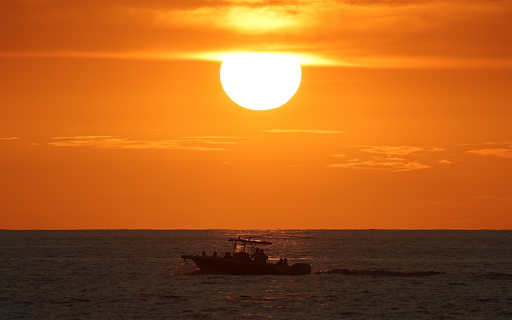 Sea and Boat  from Chrome web store to be run with OffiDocs Chromium online