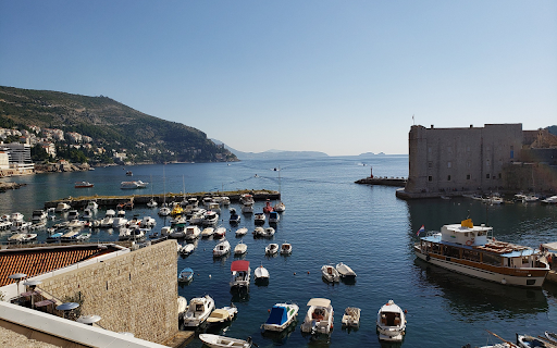 Sea and marina  from Chrome web store to be run with OffiDocs Chromium online