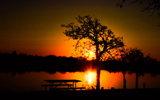 Serenity at Lakeside Sunset  from Chrome web store to be run with OffiDocs Chromium online