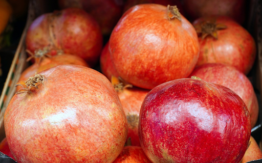 Shiny red pomegranates  from Chrome web store to be run with OffiDocs Chromium online