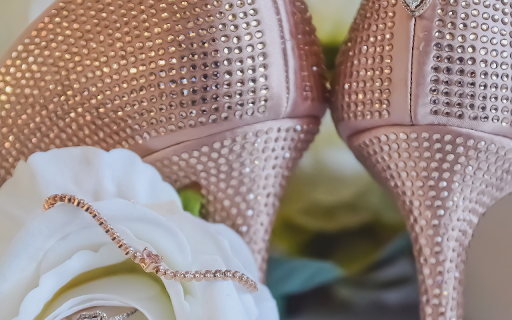 Shoes with cream colored stones  from Chrome web store to be run with OffiDocs Chromium online