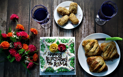 Simple and warm birthday  from Chrome web store to be run with OffiDocs Chromium online