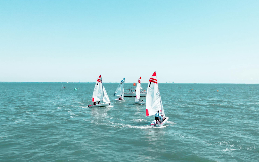 Small Sailing Boats  from Chrome web store to be run with OffiDocs Chromium online