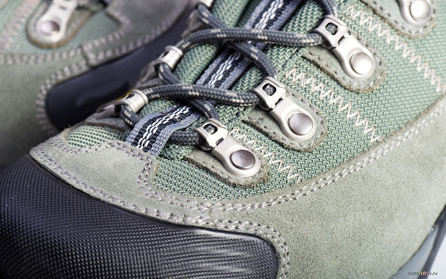 Sneakers  from Chrome web store to be run with OffiDocs Chromium online