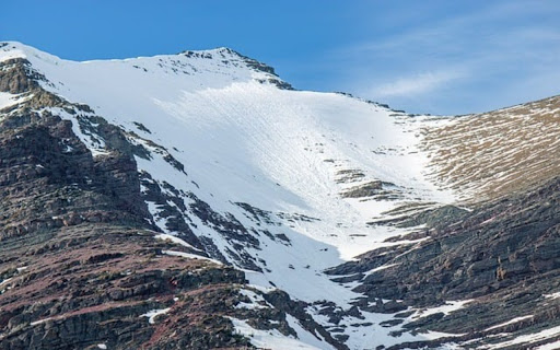 Snow Mountain 2 Theme  from Chrome web store to be run with OffiDocs Chromium online