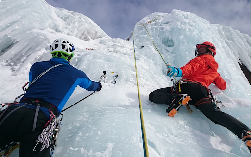 Snow mountain climbing  from Chrome web store to be run with OffiDocs Chromium online