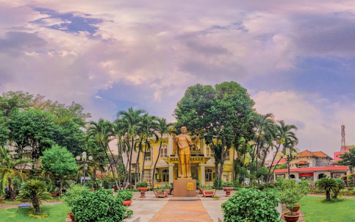 Southern Women’s Museum – Honoring the Strength of Vietnamese Women  from Chrome web store to be run with OffiDocs Chromium online