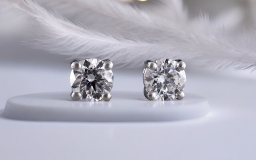 Sparkling earrings from Chrome web store to be run with OffiDocs Chromium online Sparkling earrings from Chrome web store to be run with OffiDocs Chromium online