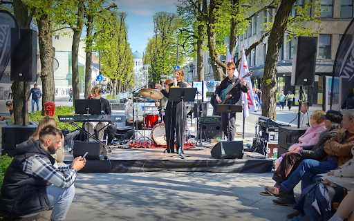 Street band  from Chrome web store to be run with OffiDocs Chromium online