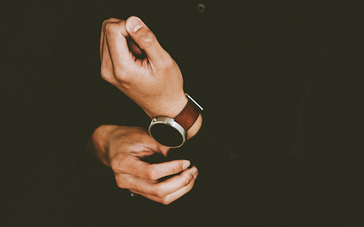 Stylish elegant men  from Chrome web store to be run with OffiDocs Chromium online