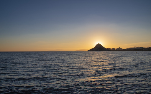 Sunset at the wide sea  from Chrome web store to be run with OffiDocs Chromium online