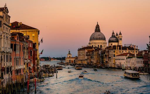 Sunset View of Venice Grand Canal and Basilica  from Chrome web store to be run with OffiDocs Chromium online