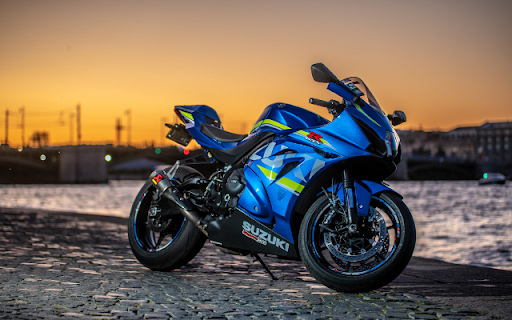 Suzuki GSX R1000: A Symphony of Speed and Style  from Chrome web store to be run with OffiDocs Chromium online