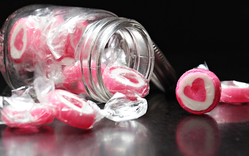 Sweet love candy  from Chrome web store to be run with OffiDocs Chromium online