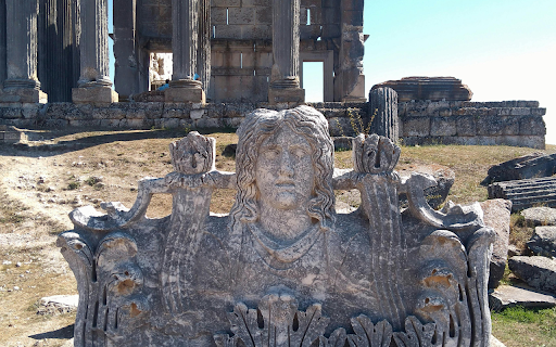 The Acroterion with the Temple of Zeus behind  from Chrome web store to be run with OffiDocs Chromium online