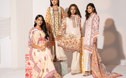 The girls design dresses together  from Chrome web store to be run with OffiDocs Chromium online