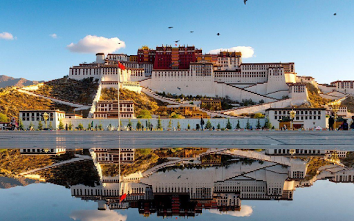 The Potala Palace, Lhasa  from Chrome web store to be run with OffiDocs Chromium online