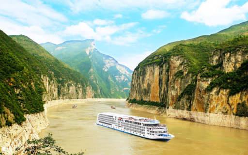 The Three Gorges, Yangtze River  from Chrome web store to be run with OffiDocs Chromium online