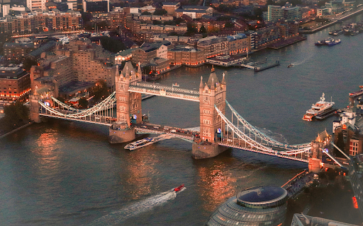 The Tower Bridge Crossing the River Thames  from Chrome web store to be run with OffiDocs Chromium online
