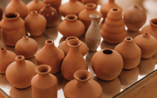 Timeless Elegance in Ceramic Craft  from Chrome web store to be run with OffiDocs Chromium online