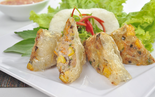 Triangle fried spring rolls  from Chrome web store to be run with OffiDocs Chromium online