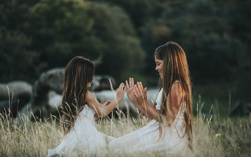 Two little girls  from Chrome web store to be run with OffiDocs Chromium online