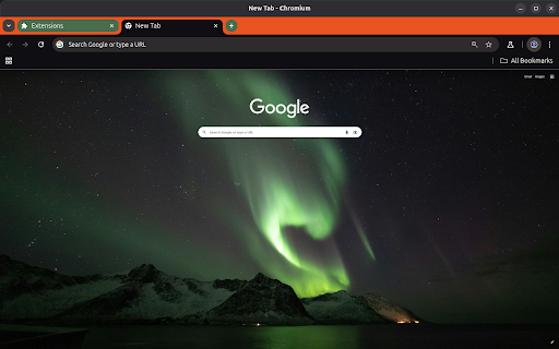 Ubuntu Plucky Puffin Northern lights over the peaks in Norway  from Chrome web store to be run with OffiDocs Chromium online