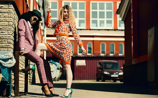 Urban Fashion Vibes  from Chrome web store to be run with OffiDocs Chromium online