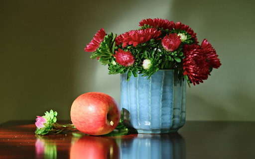 Vase of flowers and apple  from Chrome web store to be run with OffiDocs Chromium online
